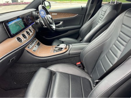 2020 Mercedes-Benz E Class - thumbnail 12