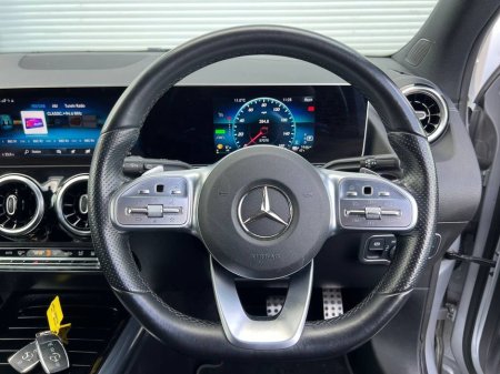 2021 Mercedes-Benz GLA Class - thumbnail 4