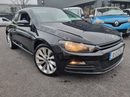 2010 Volkswagen Scirocco - thumbnail 1