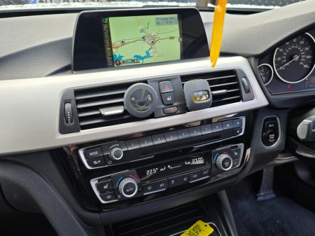 2017 BMW 3 Series - thumbnail 22