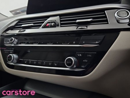 2021 BMW 5 Series - thumbnail 20