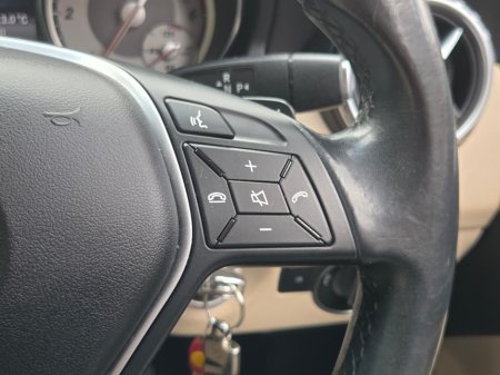 2015 Mercedes-Benz GLA Class - thumbnail 31