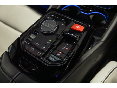 2025 BMW M5  €129,950 thumbnail