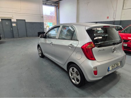 2013 Kia Picanto - thumbnail 4