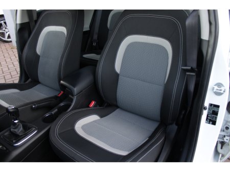 2016 Kia Ceed - thumbnail 20