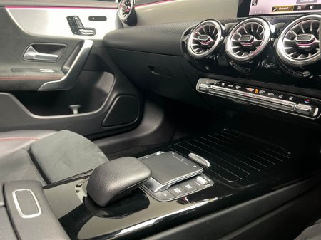 2023 Mercedes-Benz CLA Class 250E AMG LINE PREM PLUS NIGHT ED €37,990 thumbnail