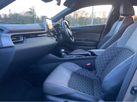 2021 Toyota C-HR - thumbnail 8