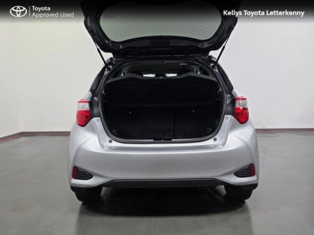 2020 Toyota Yaris - thumbnail 10