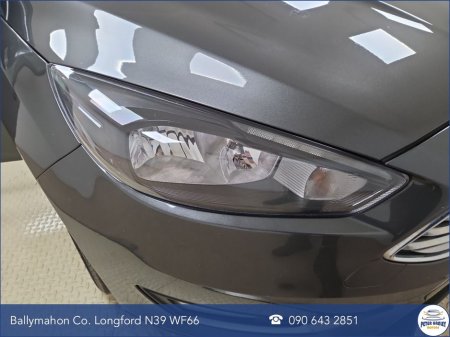 2017 Ford Focus - thumbnail 27