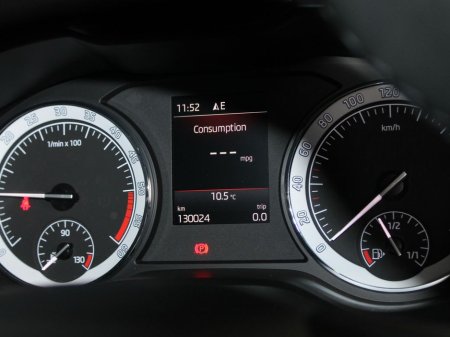 2019 Skoda Karoq STY 1.6tdi 115HP 4DR €19,999 thumbnail