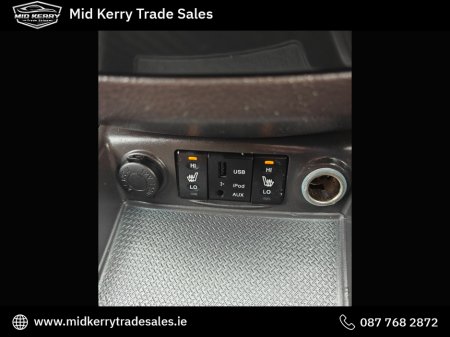 2011 Hyundai Santa Fe - thumbnail 17