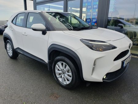 2023 Toyota Yaris Cross 1.5 HYBRID CR CROSS LUNA thumbnail