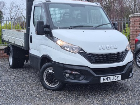 2021 Iveco Daily T35-140  Tipper with 3 seats in front and flashing beacon lights, only 39,000 miles.