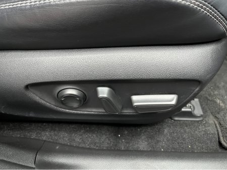 2020 Toyota Rav4 €30950! 2020 TOYOTA RAV4 HYBRID G 2.5 AUTOMATIC / CRUISE CONTROL / REVERSE CAMERA / ELECTRIC MEMORY & HEATED SEATS / HEATED STEERING WHEEL €30,950 thumbnail