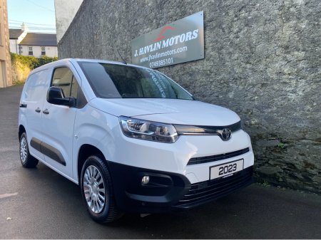 2023 Toyota Proace City City Icon L1 HDi 100 €16,495