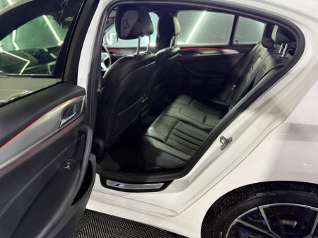 2017 BMW 5 Series - thumbnail 19