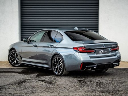 2022 BMW 5 Series - thumbnail 13