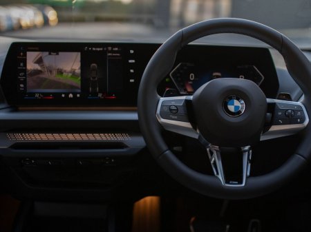 2026 BMW 2 Series - thumbnail 11