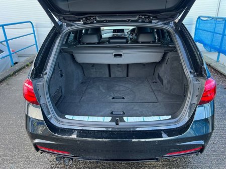 2019 BMW 3 Series 320d M-SPORT COMPETITION TOURING // SHADOW EDITION // NEW 20" M3 COMP ALLOYS // FULL SERVICE HISTORY €26,900 thumbnail