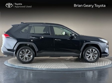 2022 Toyota Rav4 HYBRID PLATINUM €40,950 thumbnail