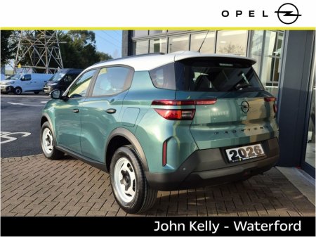 2026 Opel Frontera ELEGANCE MHEV - WHITE EDITION €34,404 thumbnail