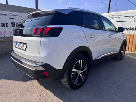 2019 Peugeot 3008 - thumbnail 5
