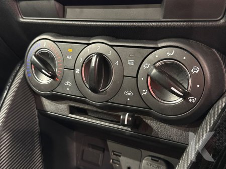 2019 Mazda Demio - thumbnail 18