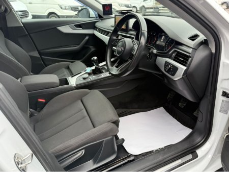 2017 Audi A4 - thumbnail 10