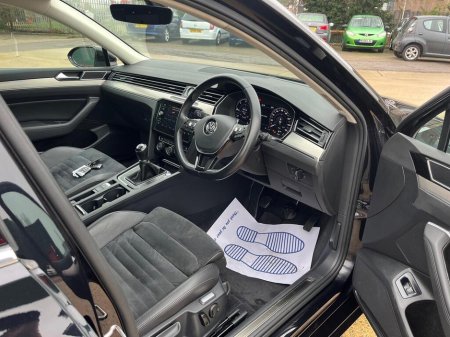 2018 Volkswagen Passat - thumbnail 7