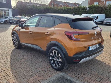 2022 Renault Captur - thumbnail 3