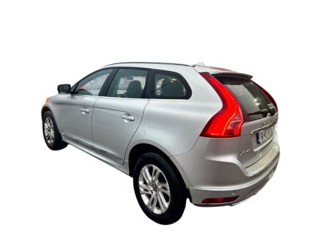 2016 Volvo XC60 D4 (190hp) FWD SE LUX Geartronic €13,888 thumbnail