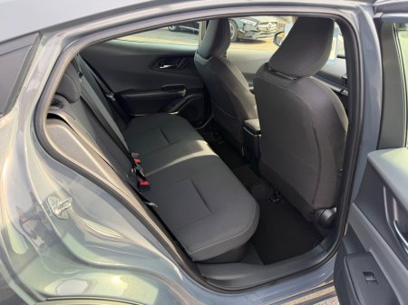 2023 Toyota Prius - thumbnail 17