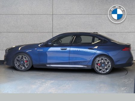 2024 BMW 5 Series - photo 3