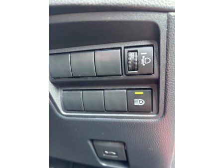 2023 Toyota Yaris 1.5 Hybrid 5Dr Luna €18,500 thumbnail