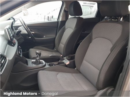 2018 Hyundai i30 1.6 Diesel Deluxe €13,900 thumbnail