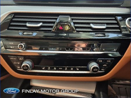 2022 BMW 5 Series 530E €39,950 thumbnail