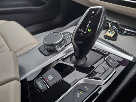 2019 BMW 5 Series - thumbnail 25