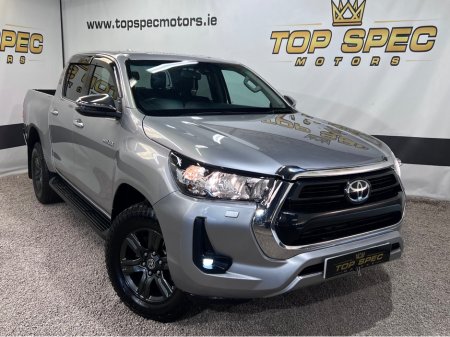 2024 Toyota Hilux Hilux Invicible 2.4tdi auto Double Cab €41,800 thumbnail