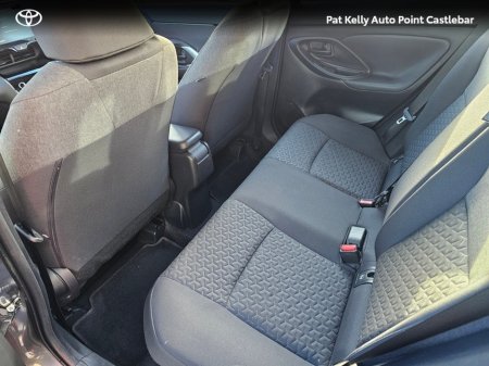 2024 Toyota Yaris Cross YARIS CROSS LUNA €29,900 thumbnail