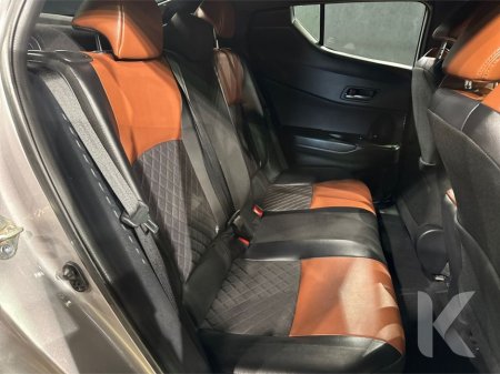 2019 Toyota C-HR - thumbnail 25