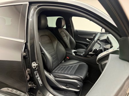 2021 Mercedes-Benz EQC - thumbnail 11