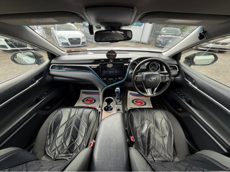 2018 Toyota Camry - thumbnail 6