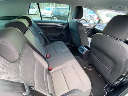 2019 Volkswagen Golf - thumbnail 11