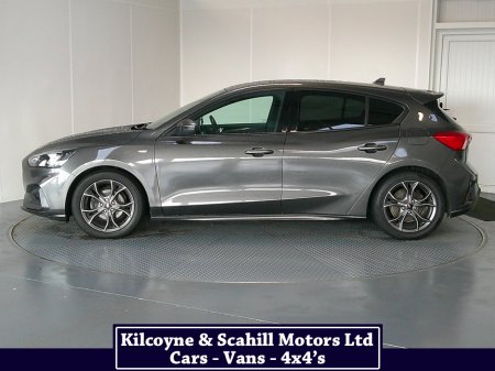 2021 Ford Focus ST-LINE TDCI thumbnail