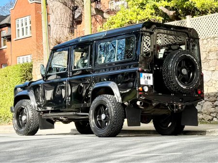 2011 Land Rover Defender - thumbnail 6