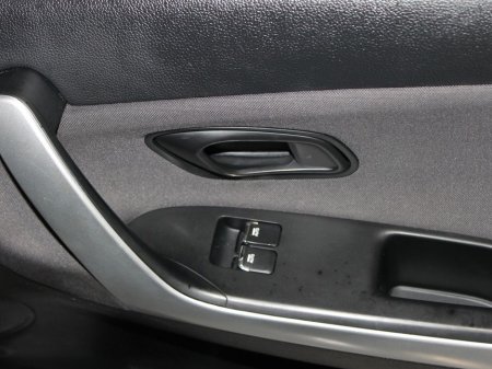 2016 Kia Ceed 1.4 TX Petrol 5DR €9,999 thumbnail