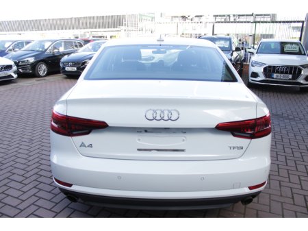 2016 Audi A4 - thumbnail 5