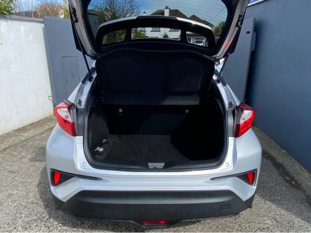 2019 Toyota C-HR - thumbnail 14