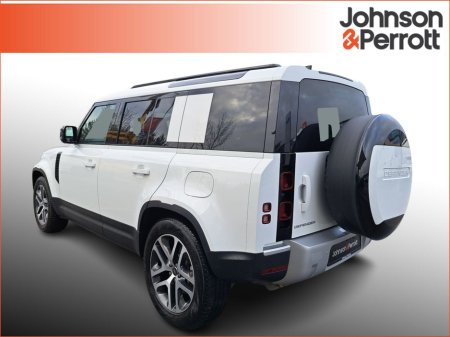 2025 Land Rover Defender - thumbnail 2