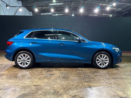 2023 Audi A3 - thumbnail 2